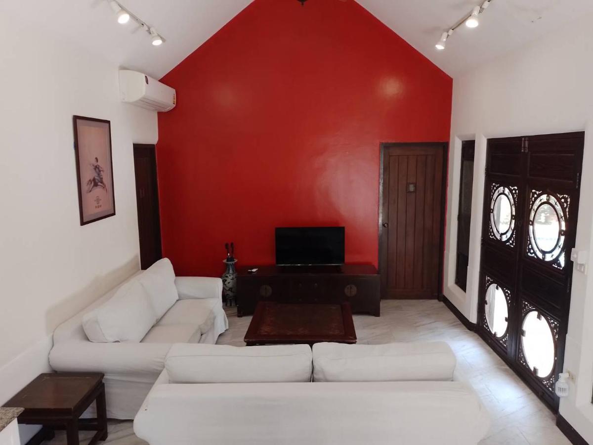 Btc Boutique Resort: Private Pool In Resort